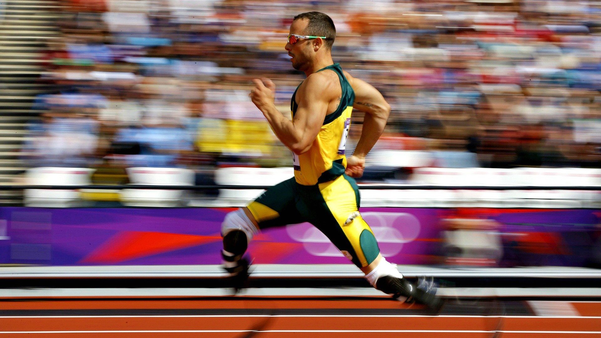 _网球运动员分享:比赛背后的坚持与梦想_,网球励志